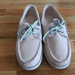 Women’s Sperry Boat Shoe- New